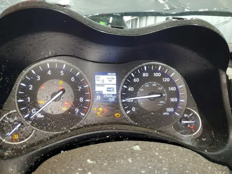 2015 INFINITI Q70L 5.6  