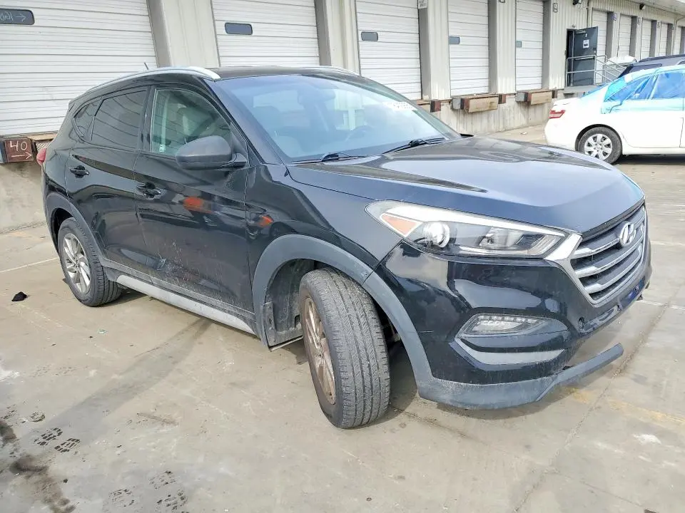 2017 HYUNDAI TUCSON   