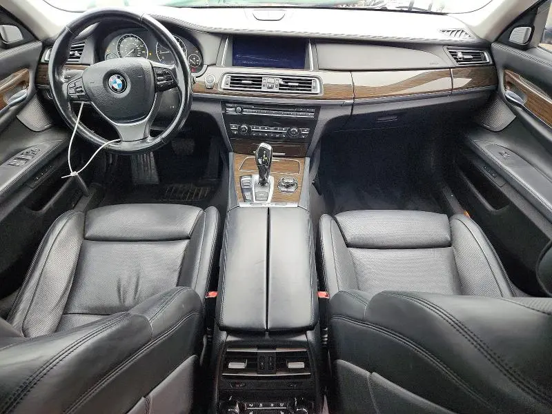 2013 BMW 750 LXI  