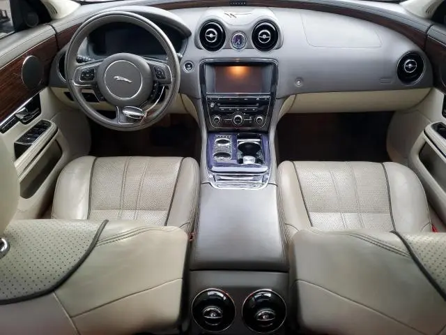 2011 JAGUAR XJL