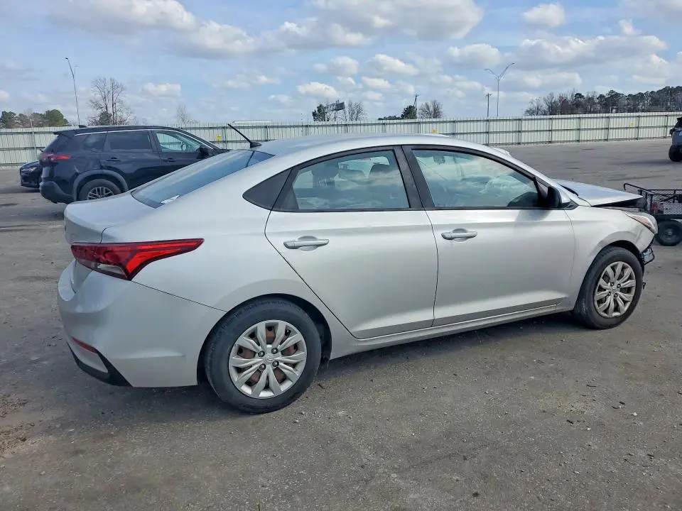 2018 HYUNDAI ACCENT SE  