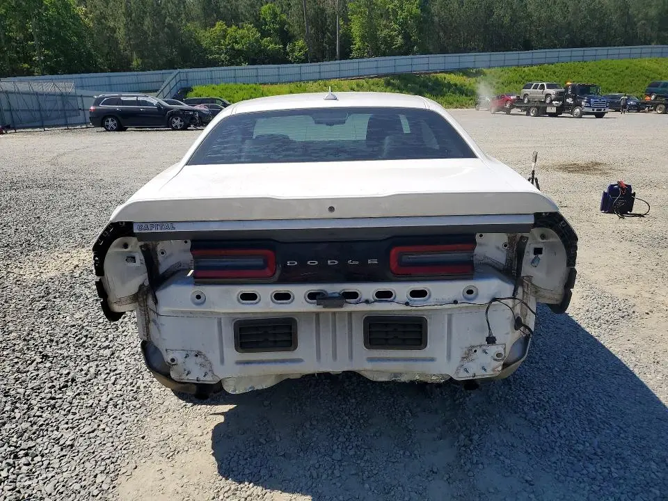 2017 DODGE CHALLENGER SXT  