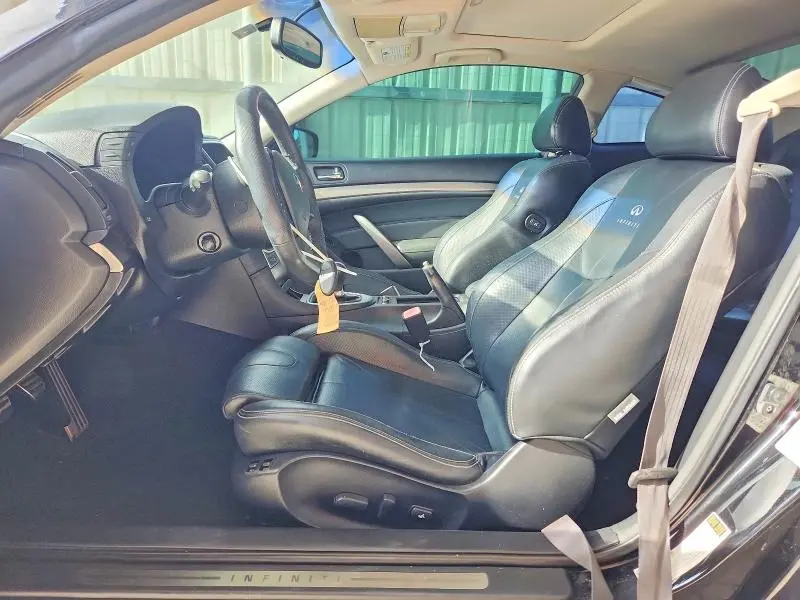 2011 INFINITI G37 BASE/SPORT  