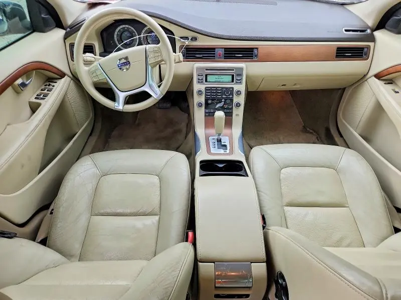 2010 VOLVO S80 T6  