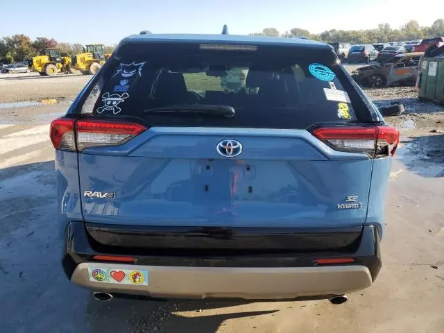 2022 TOYOTA RAV4 SE  
