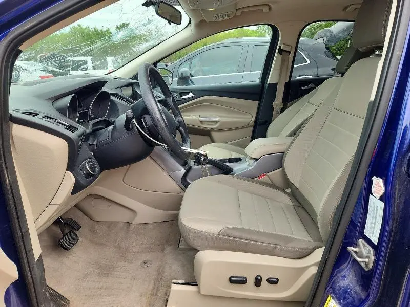 2015 FORD ESCAPE SE  