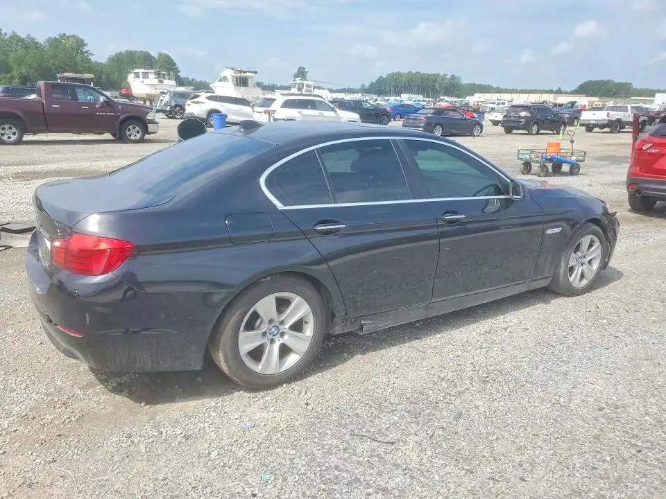 2011 BMW 528 I  