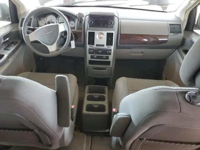 2010 CHRYSLER TOWN & COUNTRY LX  
