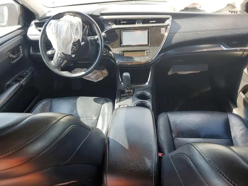2016 TOYOTA AVALON XLE PLUS  