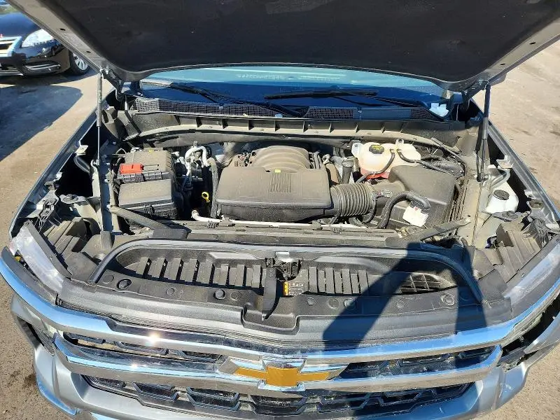 2025 CHEVROLET SILVERADO K1500 LT  