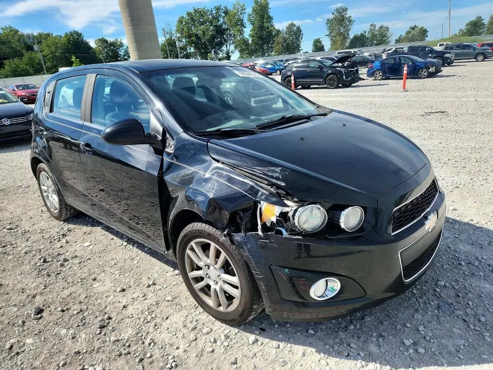 2013 CHEVROLET SONIC LT  