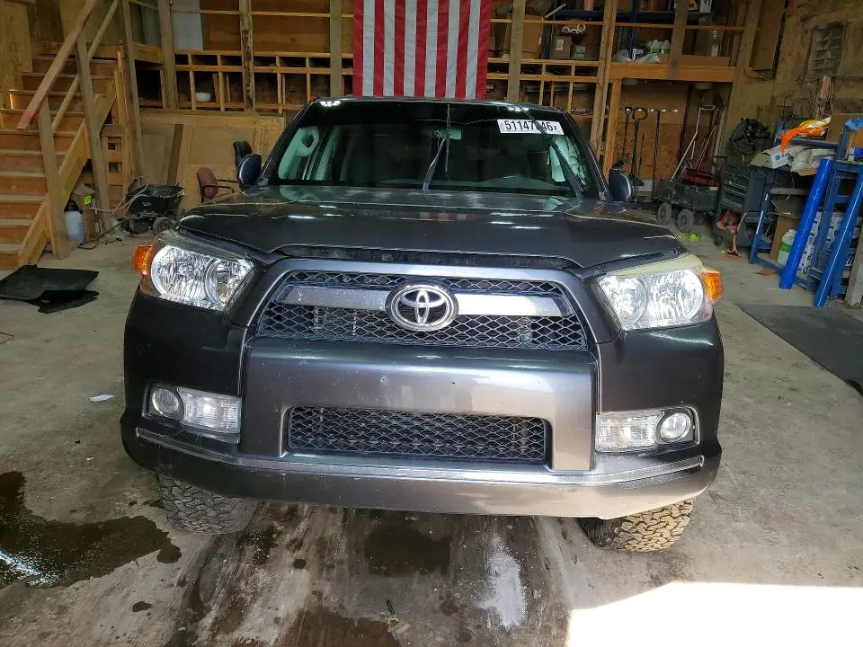 2012 TOYOTA 4RUNNER SR5  