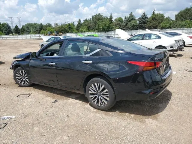 2023 NISSAN ALTIMA SV  