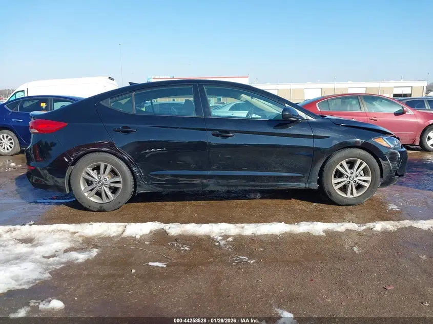 2018 HYUNDAI ELANTRA SEL