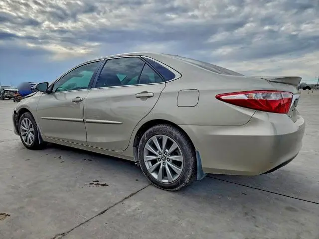 2017 TOYOTA CAMRY LE  