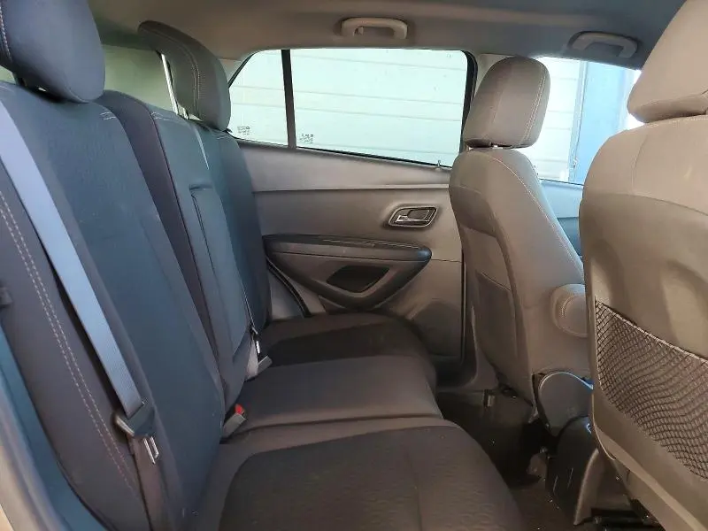 2021 CHEVROLET TRAX LS  