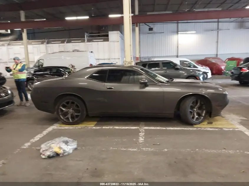 2015 DODGE CHALLENGER R/T PLUS