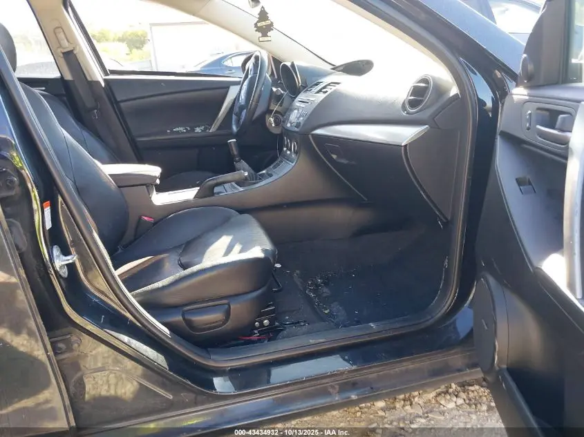 2010 MAZDA MAZDA3 S GRAND TOURING