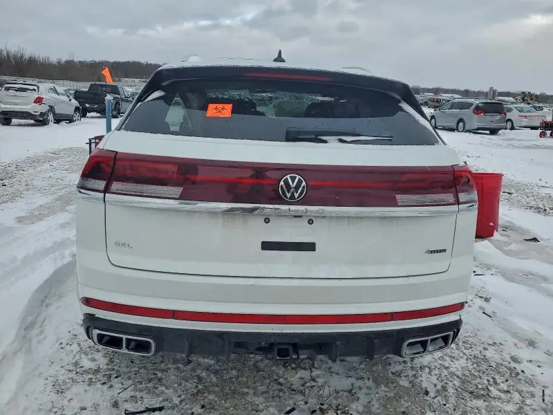 2024 VOLKSWAGEN ATLAS CROSS SPORT SEL R-LINE  