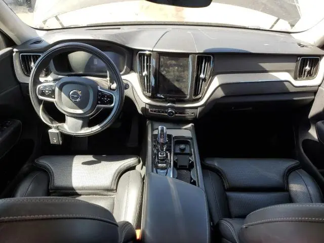 2018 VOLVO XC60 T8 INSCRIPTION  