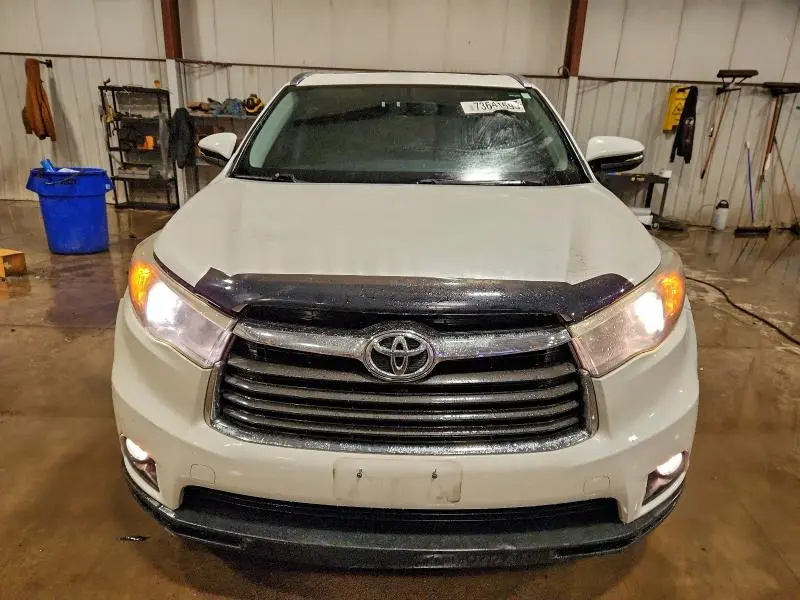2016 TOYOTA HIGHLANDER XLE  