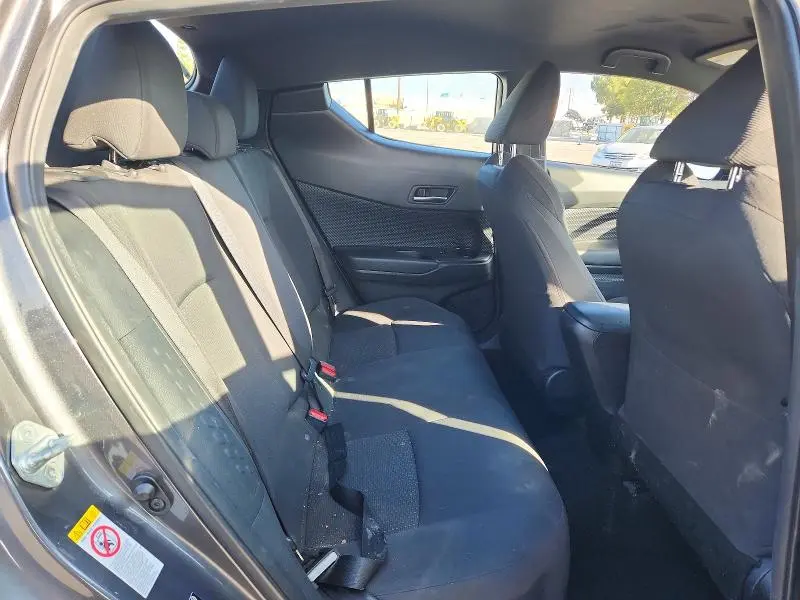 2018 TOYOTA C-HR XLE  