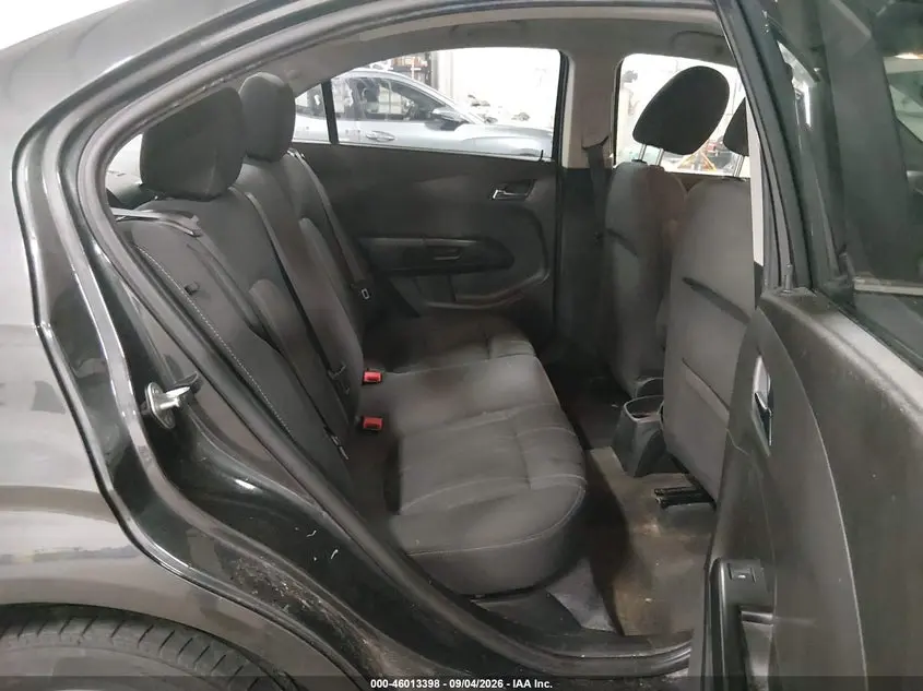2020 CHEVROLET SONIC FWD  LT