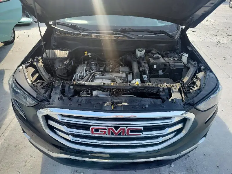2018 GMC TERRAIN SLT  