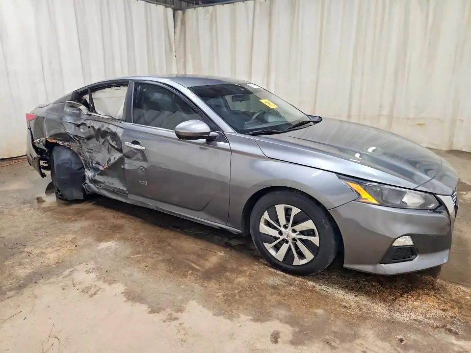 2022 NISSAN ALTIMA S  