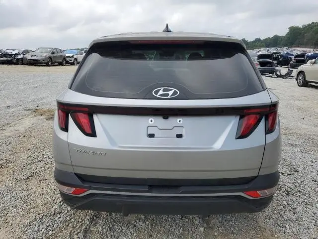 2022 HYUNDAI TUCSON SE  