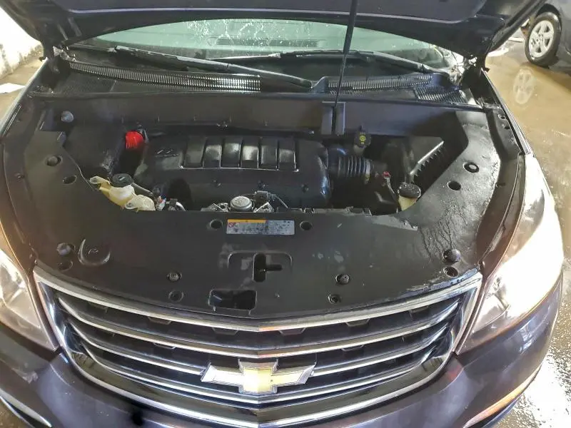 2015 CHEVROLET TRAVERSE LT  