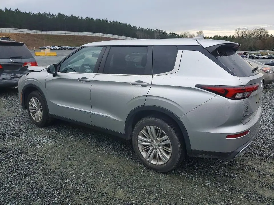 2022 MITSUBISHI OUTLANDER ES  