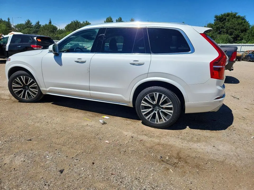 2021 VOLVO XC90 T6 MOMENTUM  