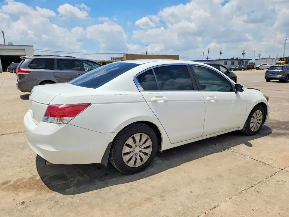 2010 HONDA ACCORD LX  