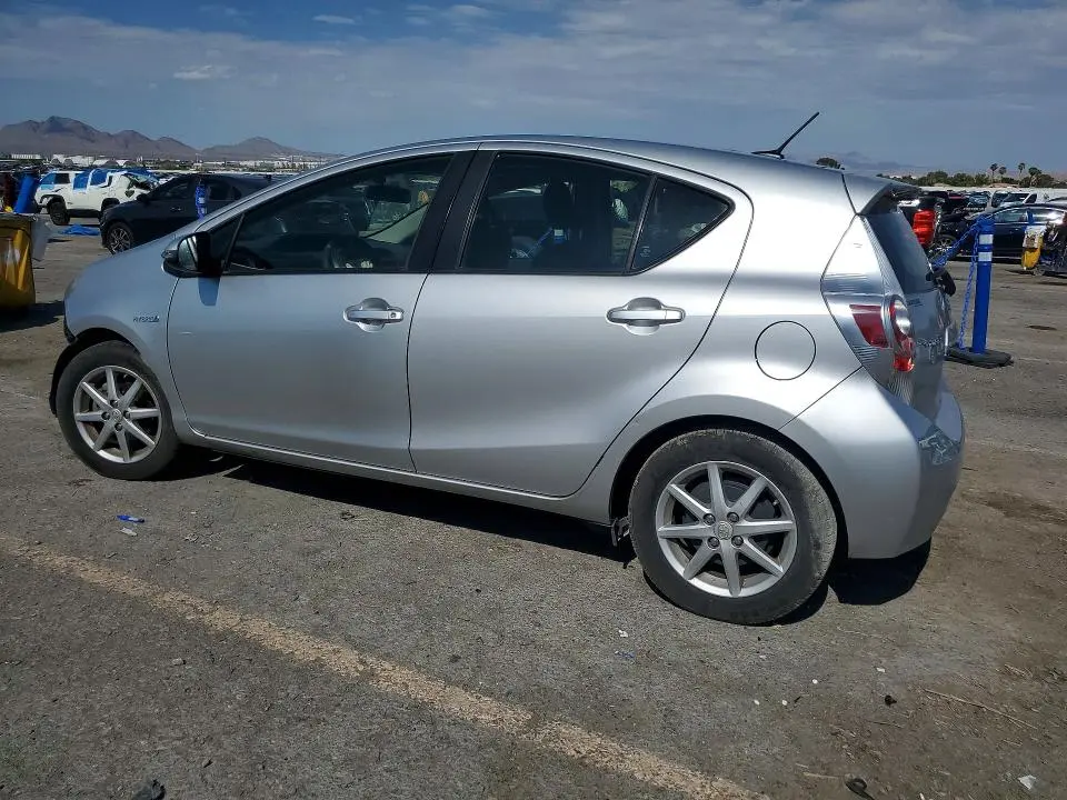 2014 TOYOTA PRIUS C THREE  