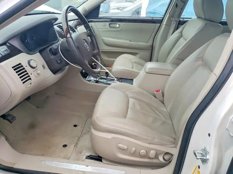 2011 CADILLAC DTS PREMIUM COLLECTION  