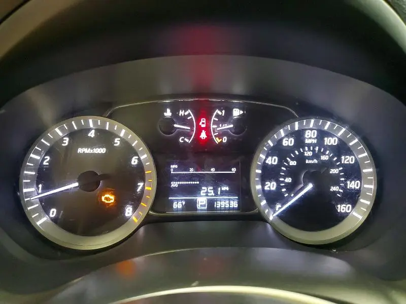 2015 NISSAN SENTRA SV  