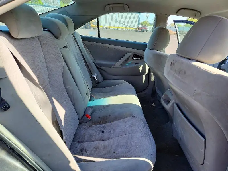 2011 TOYOTA CAMRY LE  