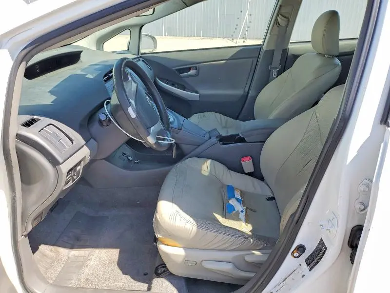 2010 TOYOTA PRIUS II  