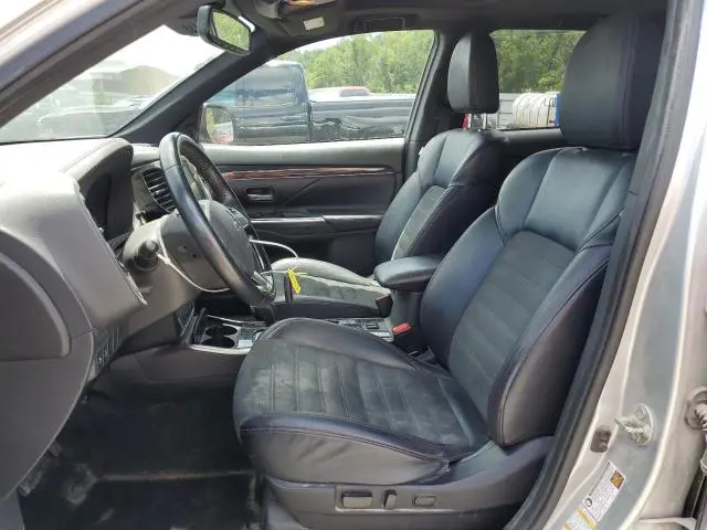 2020 MITSUBISHI OUTLANDER SE  