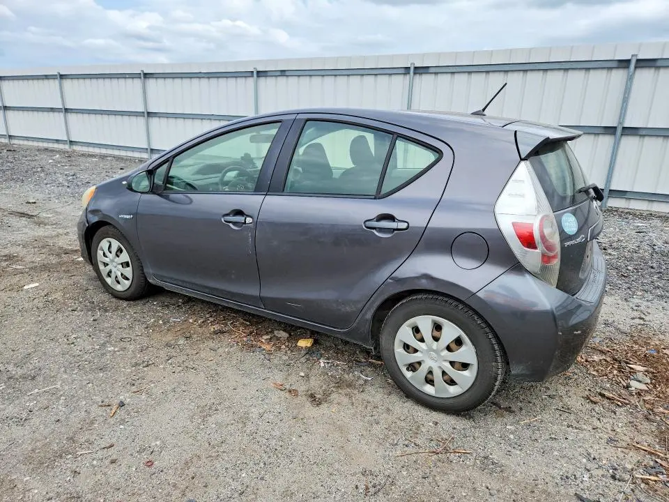 2012 TOYOTA PRIUS C TWO  