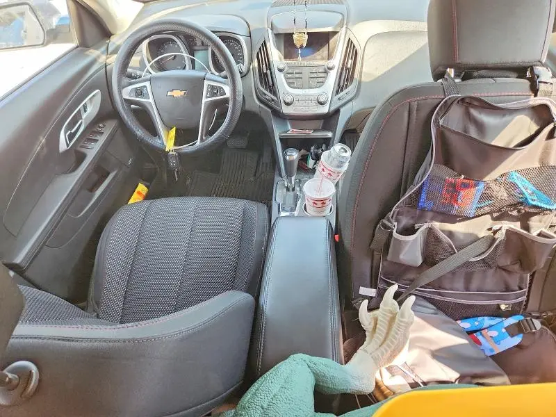 2017 CHEVROLET EQUINOX LT  