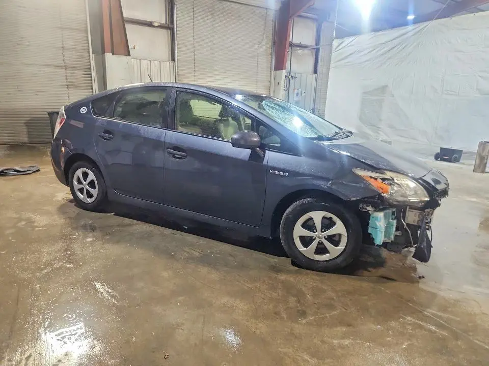 2014 TOYOTA PRIUS FOUR  