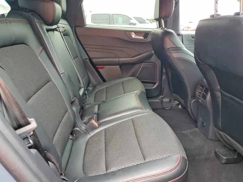 2025 FORD ESCAPE ST LINE  