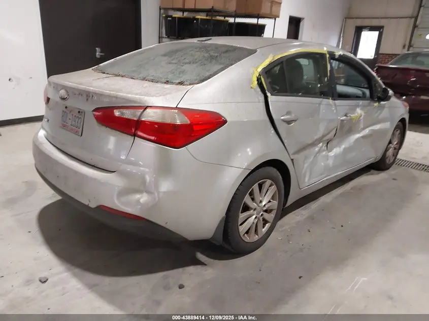 2014 KIA FORTE LX