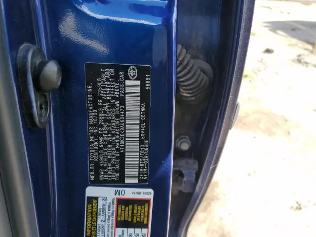 2010 TOYOTA CAMRY SE