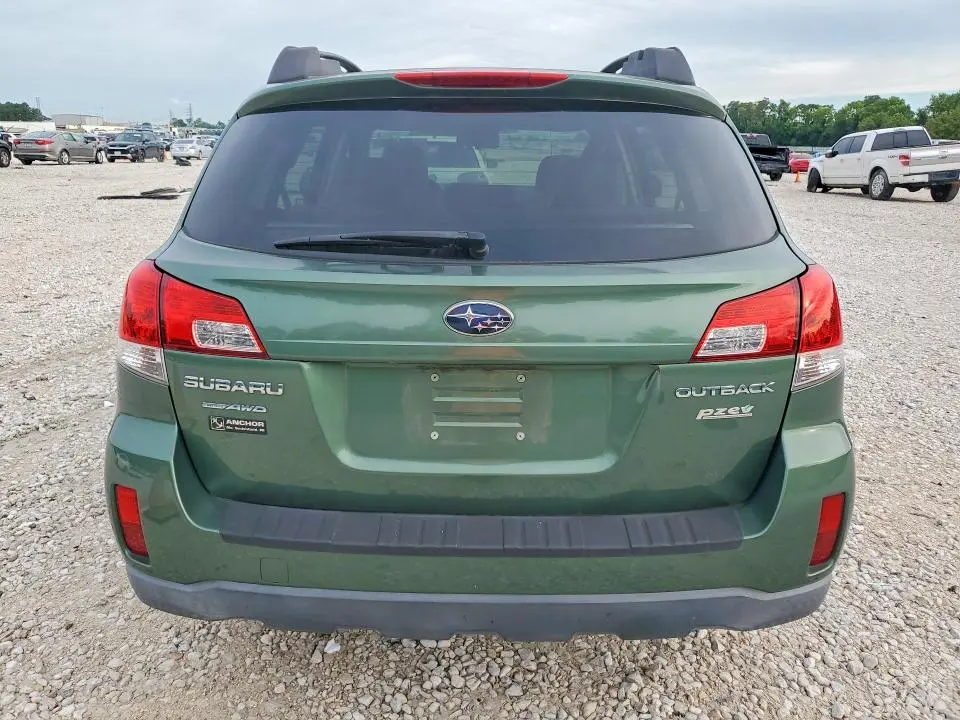 2013 SUBARU OUTBACK 2.5I  