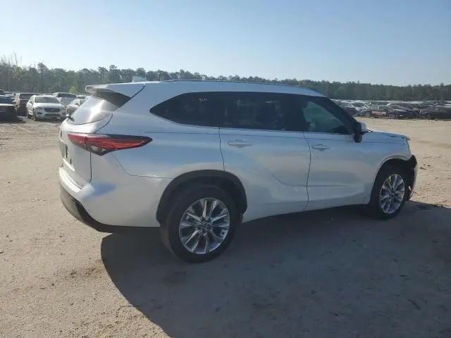 2022 TOYOTA HIGHLANDER LIMITED  