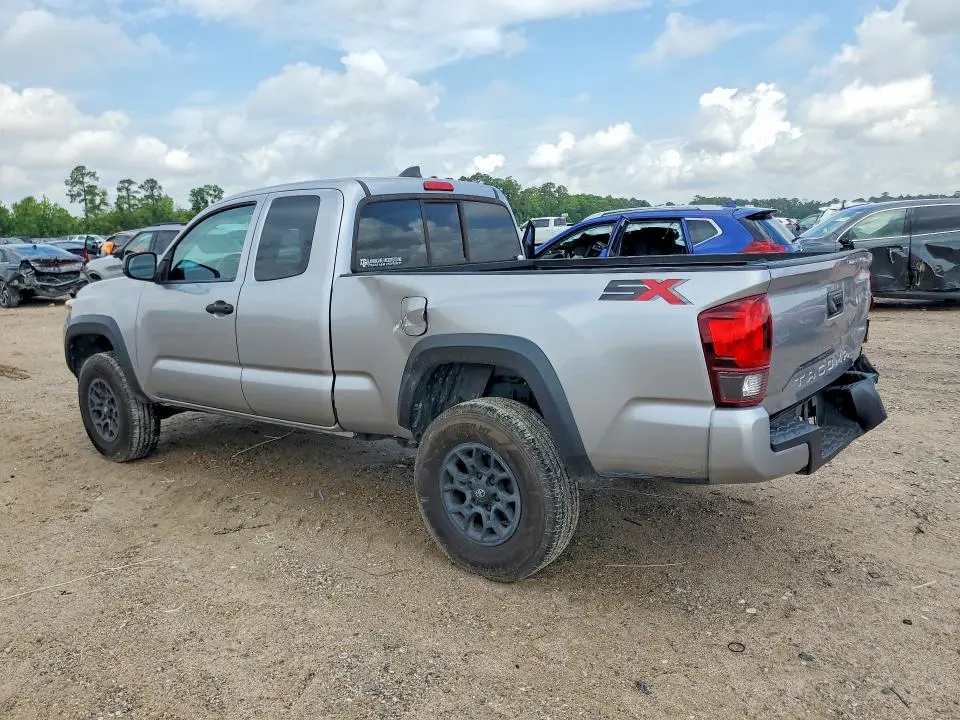2020 TOYOTA TACOMA SR  