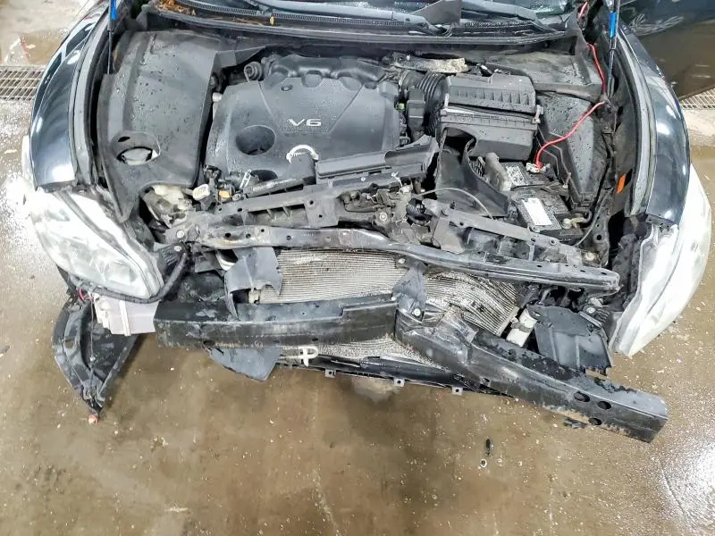 2014 NISSAN MAXIMA 3.5 SV  